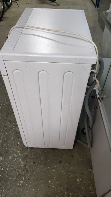 Стиральная машина HOTPOINT Ariston WMSL 5081