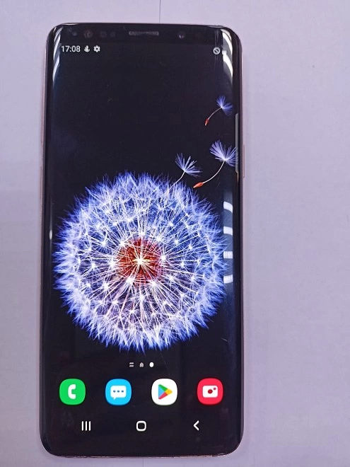 Смартфон Samsung Galaxy S9
