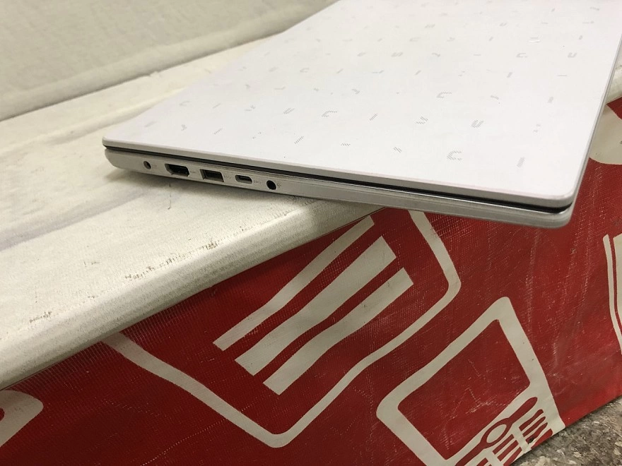 Ноутбук Asus Celeron N4020 2/2 по 1,1Ghz/ОЗУ 4/SSD128Gb/Gr600