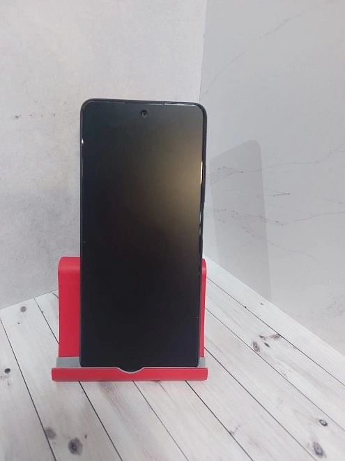 Смартфон Infinix HOT 30