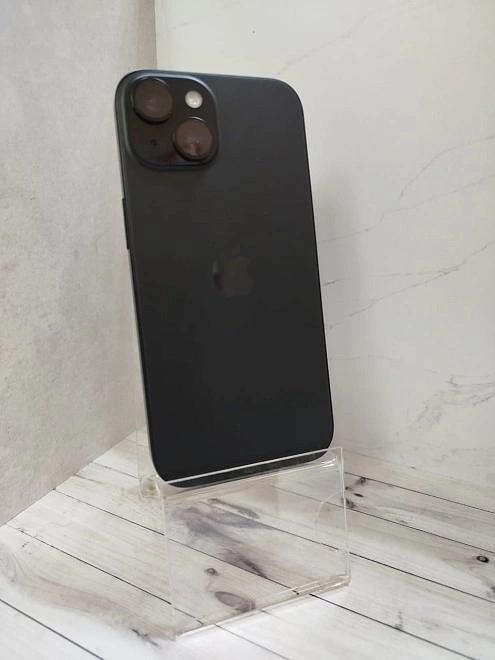 Смартфон Apple iPhone 15
