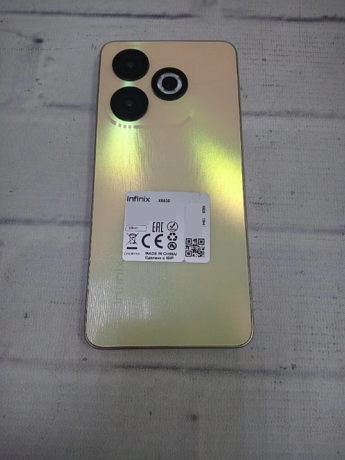 Смартфон Infinix Smart 8