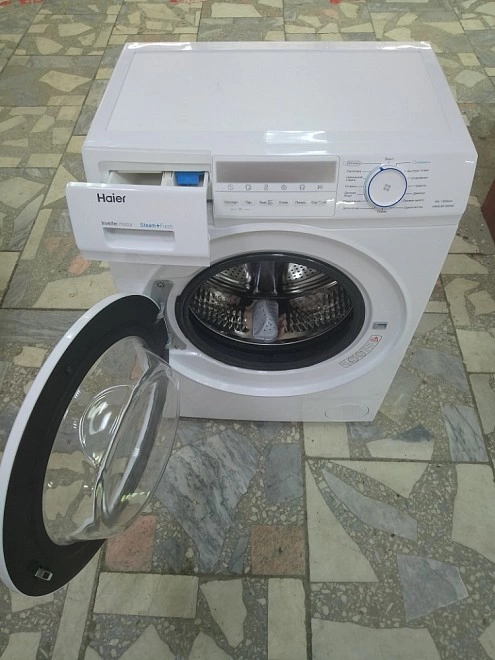 Стиральная машина Haier HW60-BP10929B