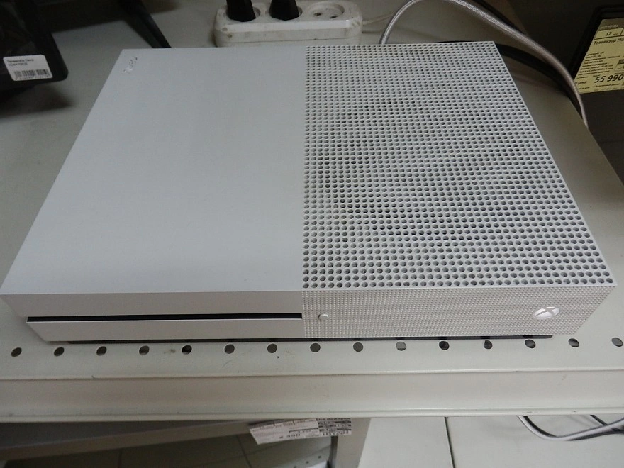 Игровая приставка X-Box One X-box One X-box One S WHITE 1TB