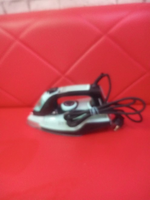 Утюг Dexp  CE2400KF