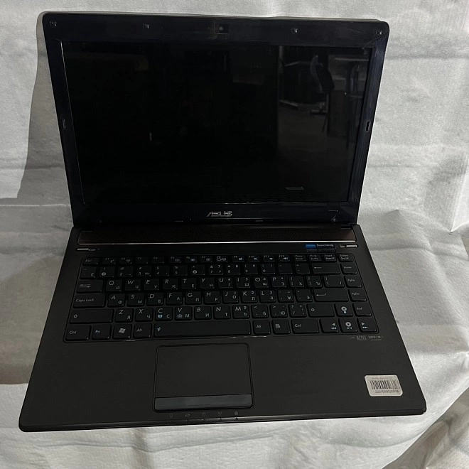 Ноутбук Asus Intel Core i5/4Gb/120Gb/2.40GHz/Intel HD Graphics