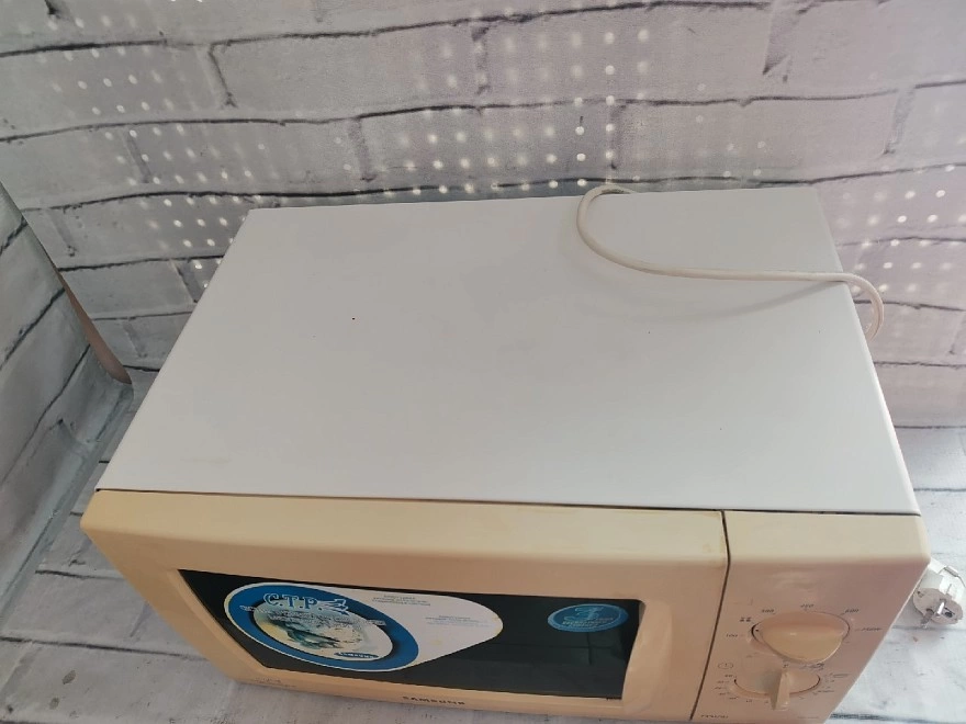 Микроволновая печь Samsung П2719ТК
