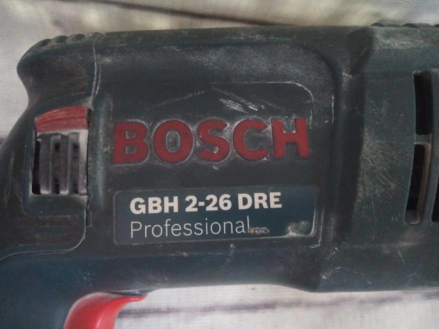 Перфоратор Bosch ПИР 2-26 DRE