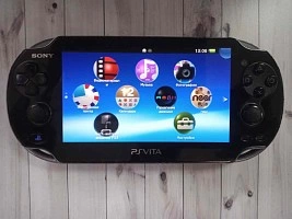 Игровая приставка PlayStation Vita PCH-1008
