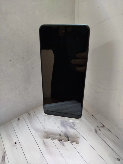 Смартфон TECNO SPARK 20