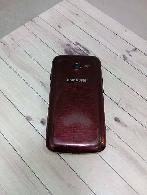 Смартфон Samsung Galaxy Star Plus