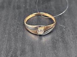 Кольцо золотое с камнями 585 проба 1,01гр 18,5р-р ФМ
