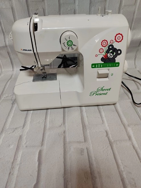 Швейная машина JAGUAR  Sweet Present