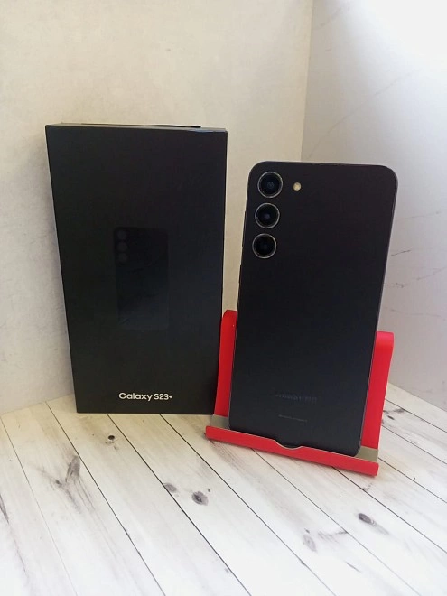 Смартфон Samsung Galaxy S23+ 8/256гб
