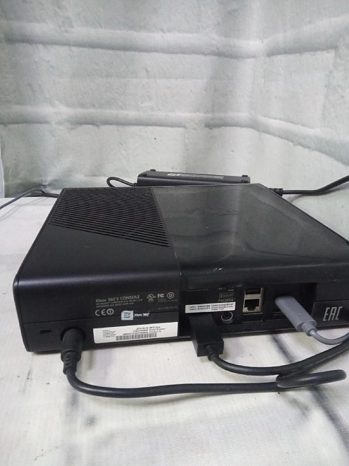 Игровая приставка X-Box 360  Microsoft Xbox Xbox 360 4 ГБ,