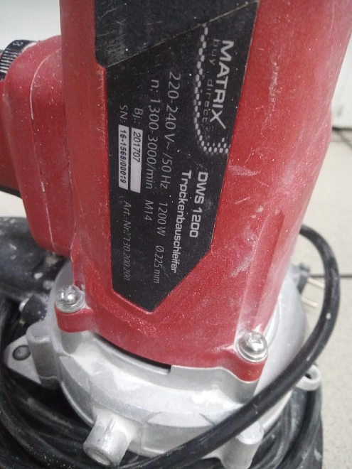 Шлифмашинка Matrix DWS-1200