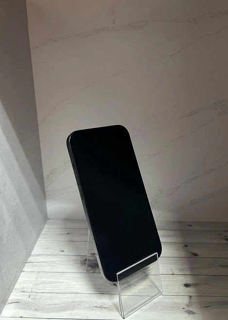 Смартфон iPhone 15 128 ГБ