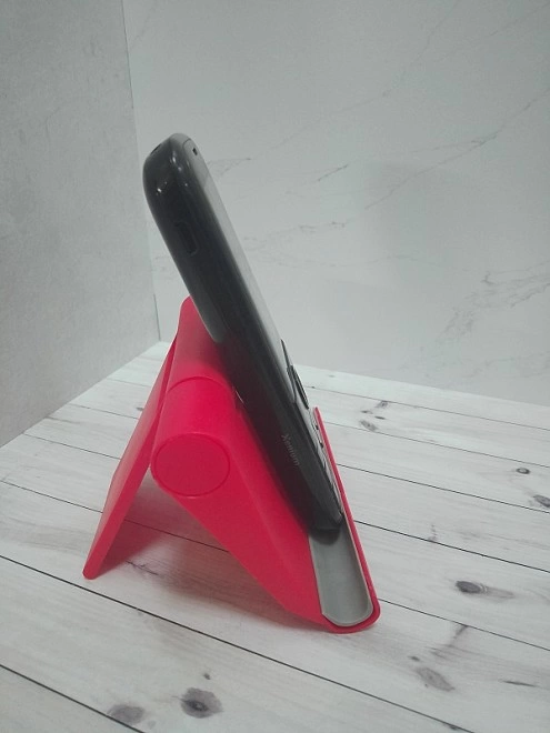 Телефон мобильный PHILIPS Xenium E160