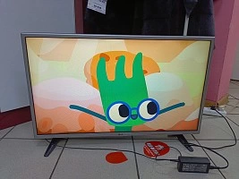 Телевизор LG 32LJ600U