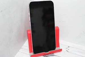 Смартфон Apple iPhone 13 128 ГБ