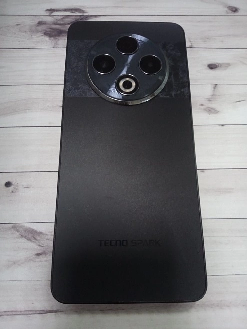 Смартфон TECNO SPARK 30 4G 128 ГБ