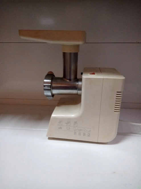 Электромясорубка Zelmer 687.5