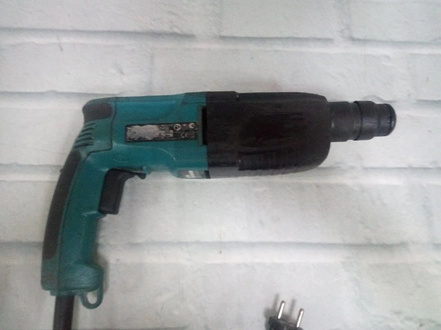 Перфоратор Makita Makita HR2450