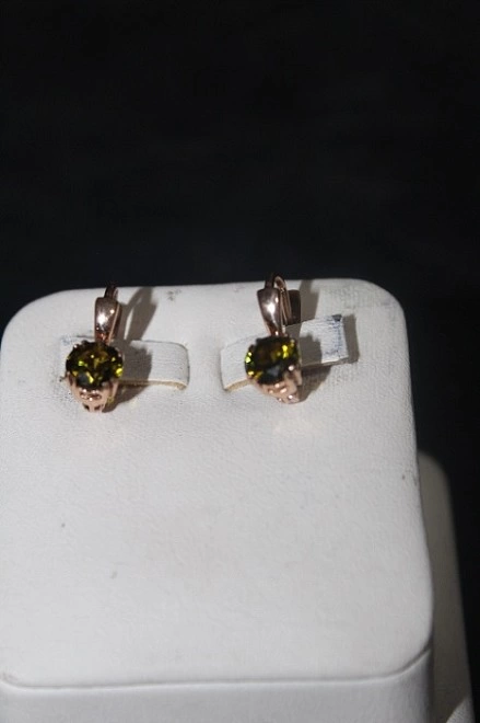 Серьги золотые с камнями  585 проба 3,40 гр 1,5 гр ФМ