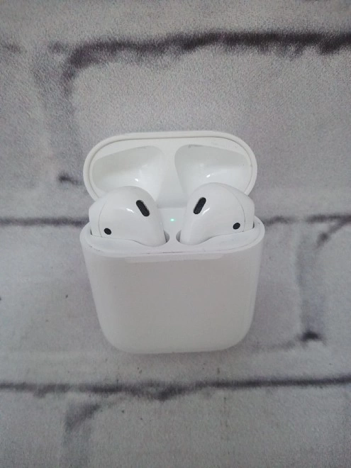 Наушники беспроводные Apple AirPods 2 (A2032/A2031/A1602)