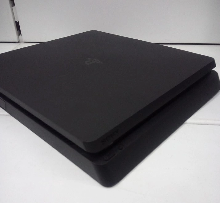Игровая приставка Sony PlayStation 4 Slim