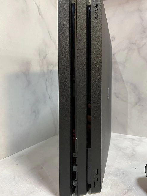 Игровая приставка PS4 Sony Playstation 4 Pro 1TB