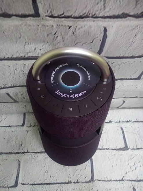 Портативная акустика LG XBOOM 360
