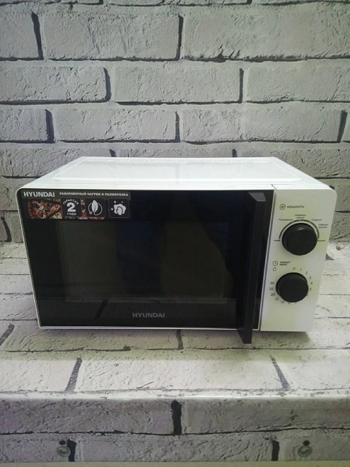 Микроволновая печь Hyundai HYM-M2047