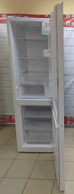 Холодильник Leran CBF 185 W