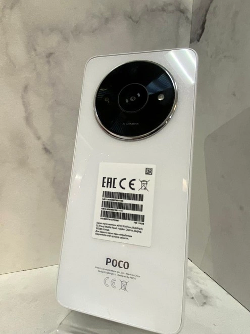 Смартфон POCO C61