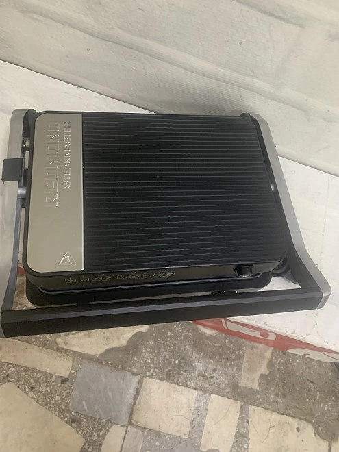 Электрогриль Redmond SteakMaster RGM-M822