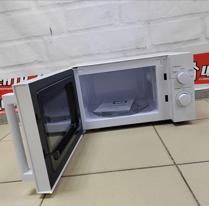 Микроволновая печь Media MM720CY6-W