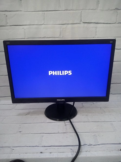 Монитор PHILIPS 203V5