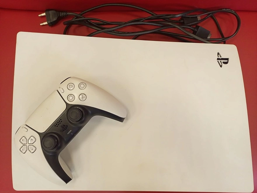 Игровая приставка PlayStation 5 825гб