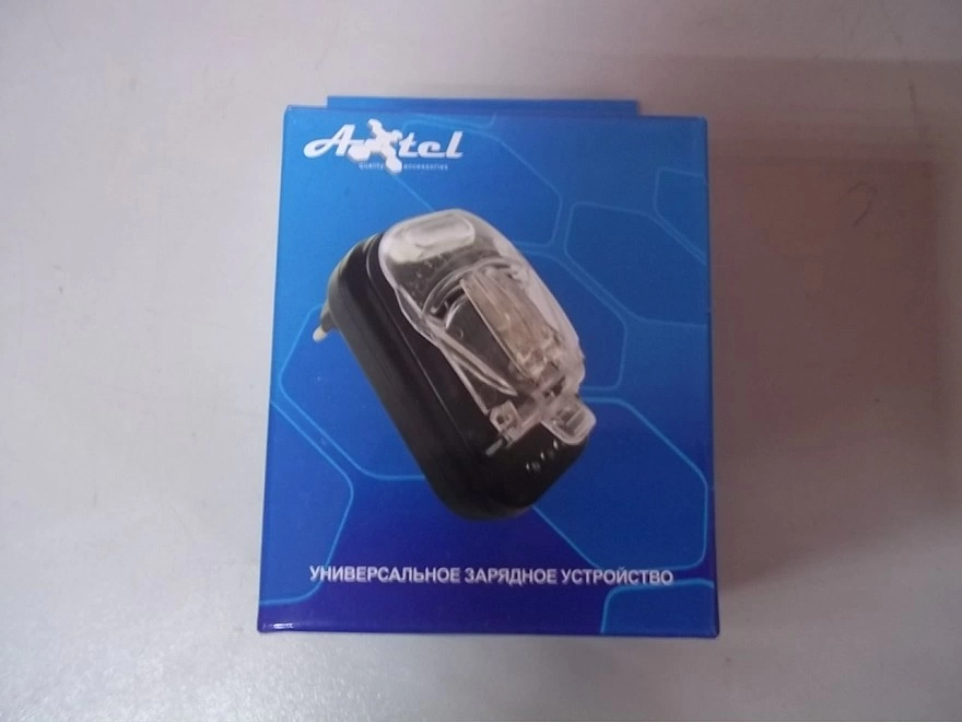 Зарядное устройство Axtel Автополярность