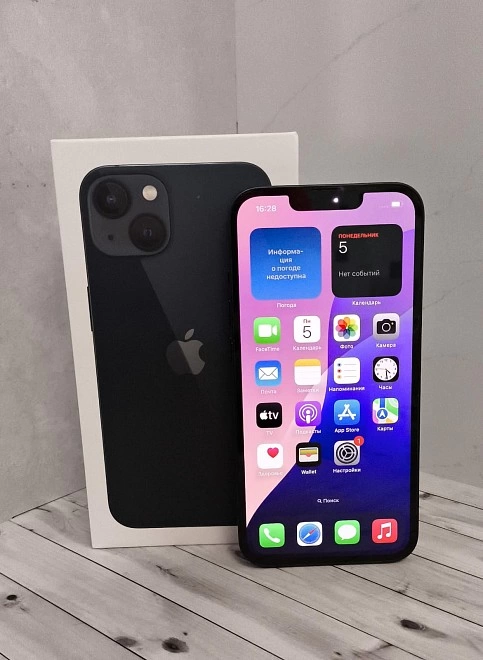 Смартфон  Apple iPhone 13 128 ГБ