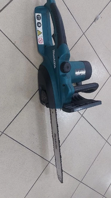 Электропила цепная Makita UC4020A