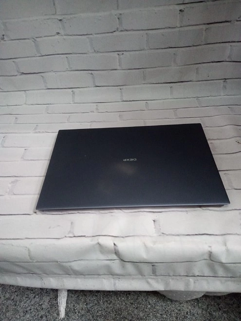Ноутбук Dexp i3 1215U/1,3GHz/8Gb/250Gb/lUHDGraphics