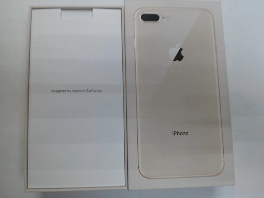 Смартфон Apple iPhone 8 plus