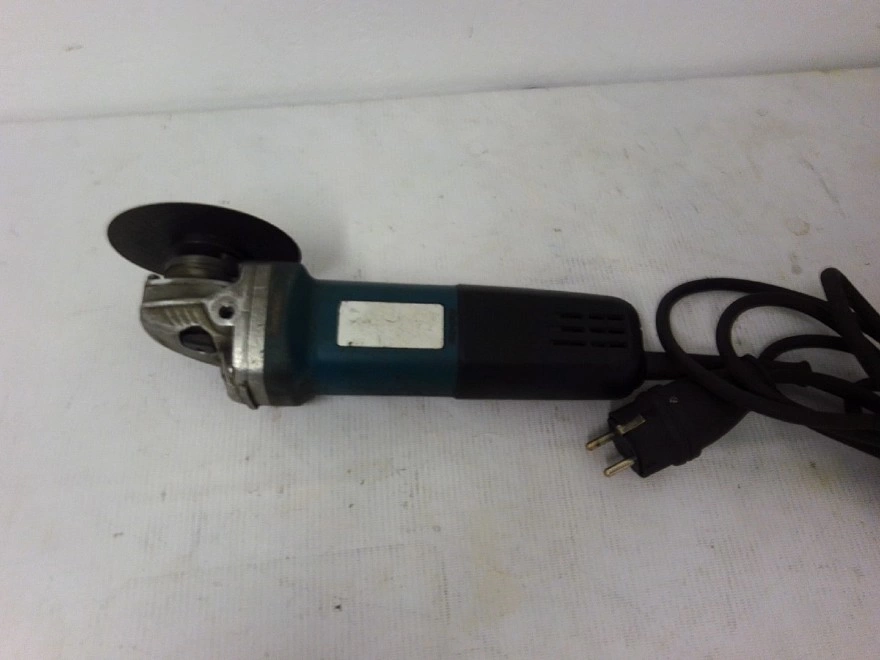 Болгарка Makita  ра6-gf30