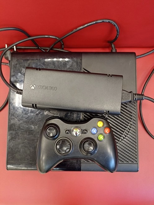 Игровая приставка X-Box 360 Microsoft 1538
