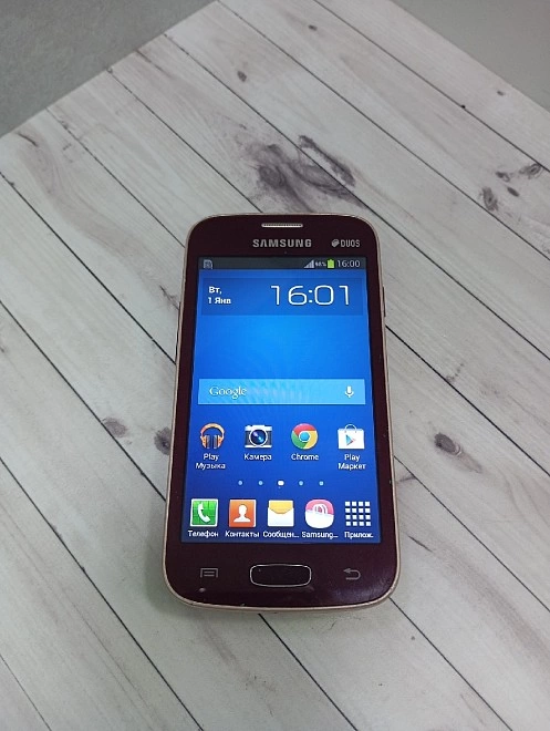 Смартфон Samsung Galaxy Star Plus