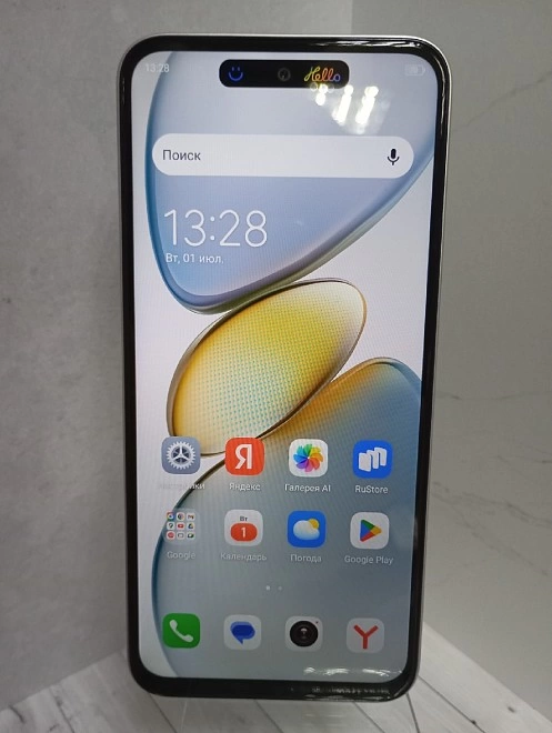 Смартфон TECNO Spark Go 1 4/128Gb