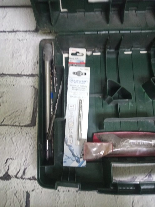 Перфоратор Bosch PBH 2000 RE