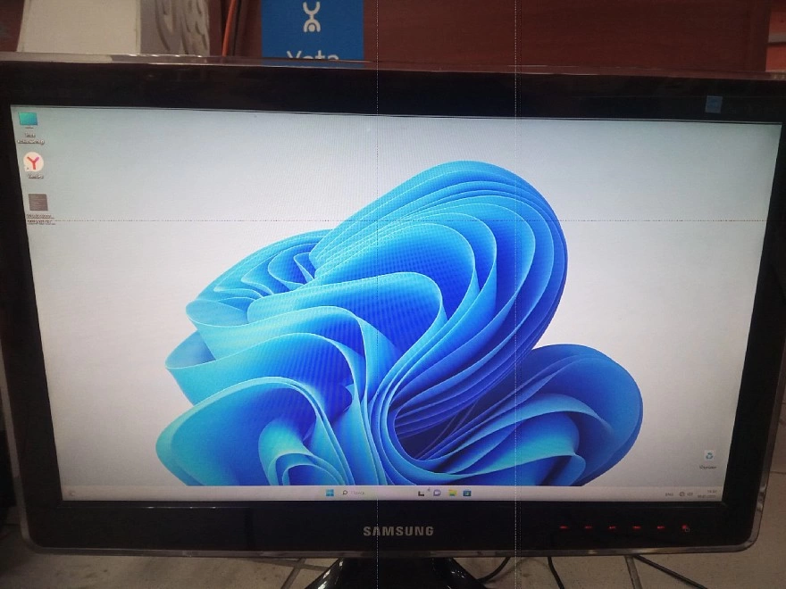 Монитор Samsung SyncMaster BX2235